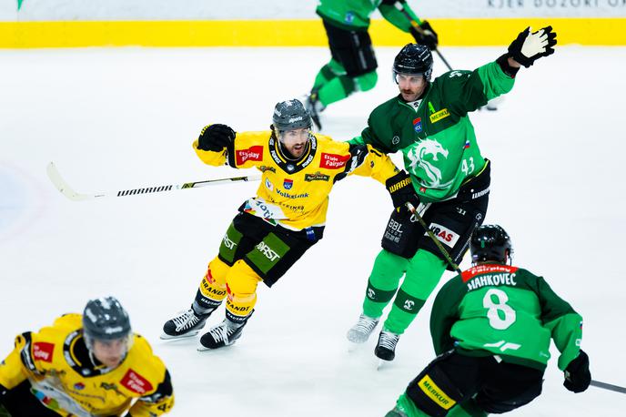 IceHL: HK Olimpija - Pustertal | Olimpija gosti Pustertal, ki je z odigrano tekmo manj le tri točke za Zmaji. | Foto Filip Barbalić
