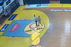 Mladi hrvaški košarkar šokiral z neverjetnim nizom #video