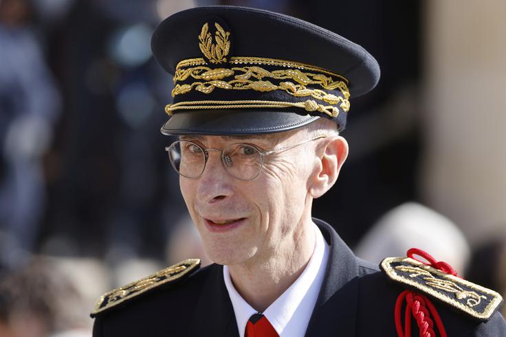 Kaos na finalu lige prvakov je odnesel tudi prvega moža pariške policije. | Foto: Reuters