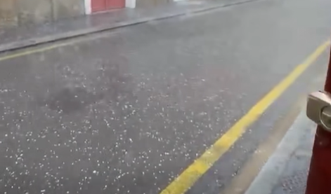 Na Obali toča in sodra, nevihtna aktivnost se bo le še stopnjevala #video