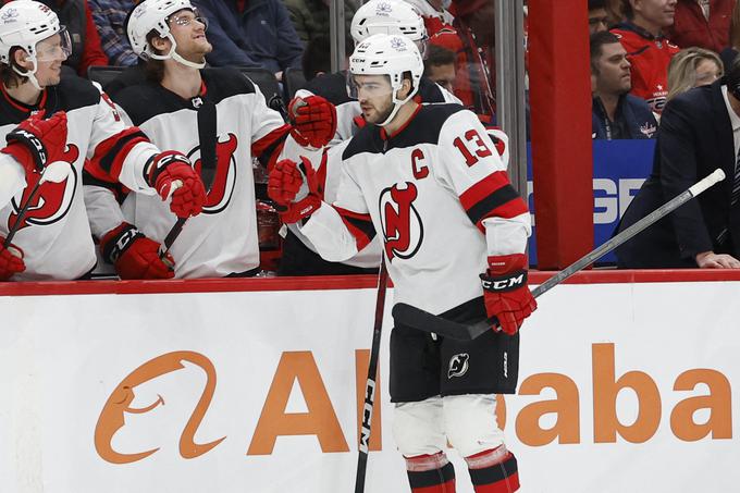 Nico Hischier je v prvih desetih minutah tekme v Washingtonu dvakrat zadel. | Foto: Guliverimage