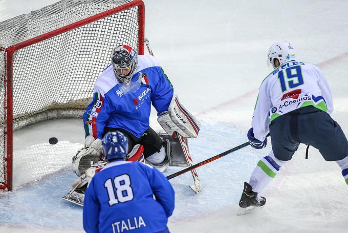 Žiga Pance si je ogledal del tekme med Italijo in Poljsko, na kateri so zahodni sosedi igrali izjemno disciplinirano v obrambi. | Foto: 