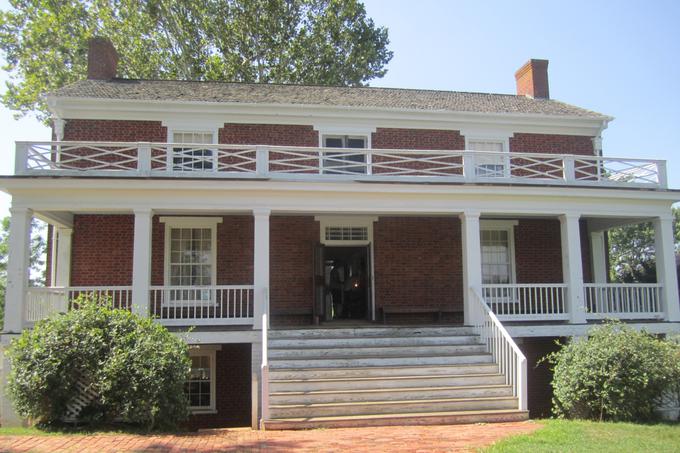 Hiša Wilmerja McLeana, v kateri se je ameriški Jug leta 1865 predal zmagovitemu Severu. | Foto: Thomas Hilmes/Wikimedia Commons