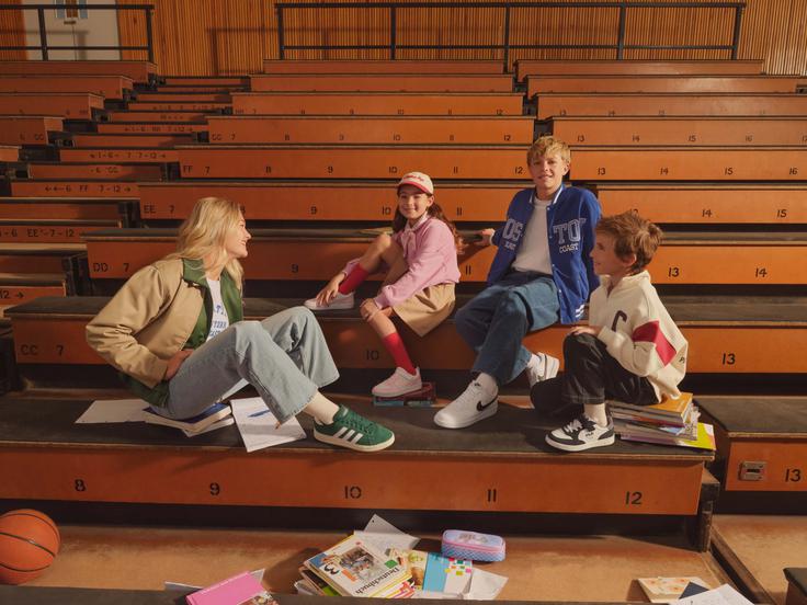 K085AW23_BackToSchool_Nike_Adidas_Fila_18405190_18202382_18142052_18039246_KidsGroupCCC_190-min-min_1200 K085AW23_BackToSchool_Nike_Adidas_Fila_18405190_18202382_18142052_18039246_KidsGroupCCC_190-min-min_1200 | Foto: Deichmann