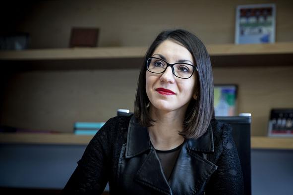 Znano je, kdo bo dobil 13 tisoč računalnikov, ki jih je kupilo ministrstvo