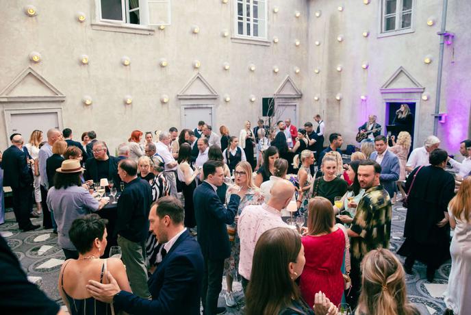Nov dom uprozoritvenih umetnosti v digitalnem svetu