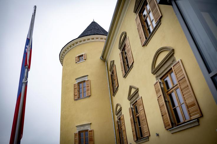 Med upravičenimi območji je tudi Podčetrtek ob meji s Hrvaško. Na fotografiji je prenovljen grad Podčetrtek. | Foto: Ana Kovač