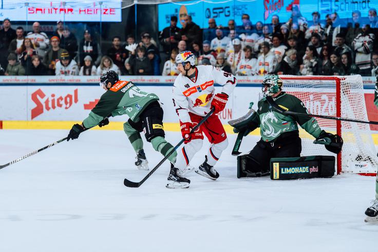Salzburg : HK Olimpija Salzburg : HK Olimpija | Foto: EC Red Bull Salzburg/Manuel Mackinger