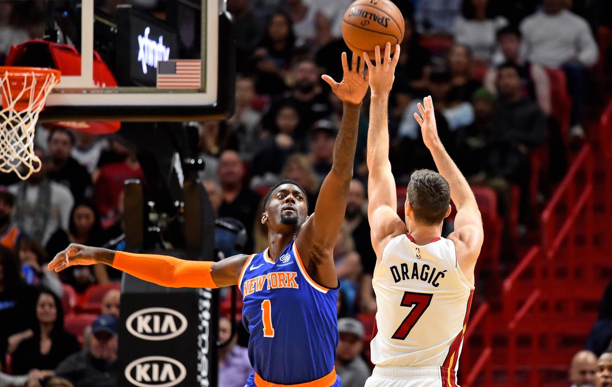 Goran Dragić | Goran Dragić se je vrnil pod koše in bil ob zmagi nad New York Knicks precej razigran. | Foto Reuters