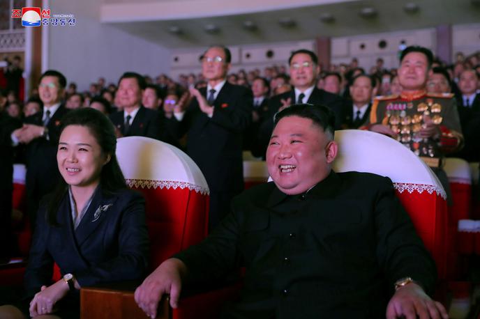 Ri Sol-ju, Kim Jong-un | Foto Reuters