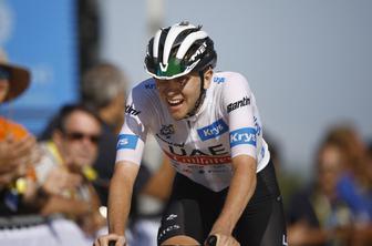 Izmučeni Pogačar se je odpeljal Vingegaardu in mu odščipnil nove sekunde!