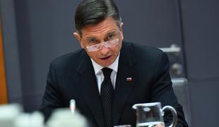 Pahor poziva k preudarnosti po arbitražni sodbi