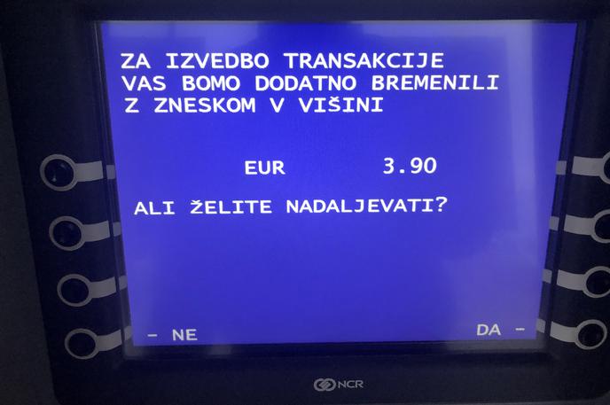 NLB | Sporočilo, ki je prikaže pri največjem ponudniku bančnih avtomatov v Sloveniji, če je vaša kartica tujega izdajatelja. | Foto Bralec