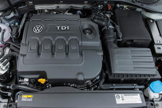 Volkswagen golf motor dizel TDI | Pri Volkswagnu so lani zabeležili večanje povpraševanja po dizelskih motorjih, na evropski ravni pa je ta pogon vseeno doživel precejšen padec prodaje. | Foto Volkswagen