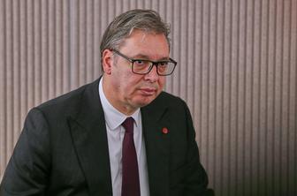 Predčasne volitve v Srbiji po napovedih Vučića maja ali decembra 2026