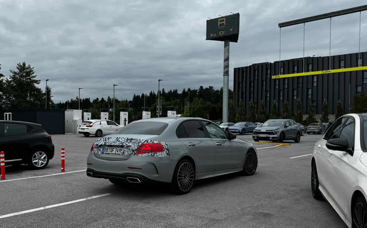 Mercedes razred C električni | Foto: Bralec