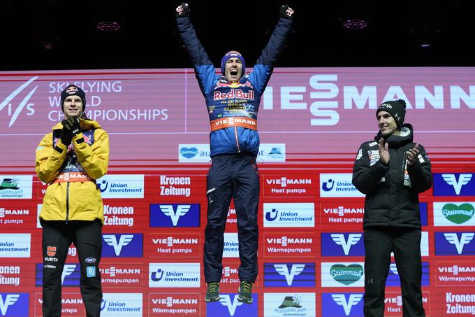 Stefan Kraf je postal svetovni prvak v poletih, na ekipni preizkušnji pa se je veselil srebra. | Foto: Guliverimage