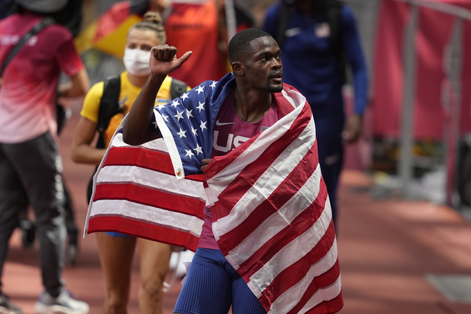 Rai Benjamin je osvojil srebrno medaljo z drugim najboljšim rezultatom v zgodovini teka na 400 metrov z ovirami. | Foto: Reuters