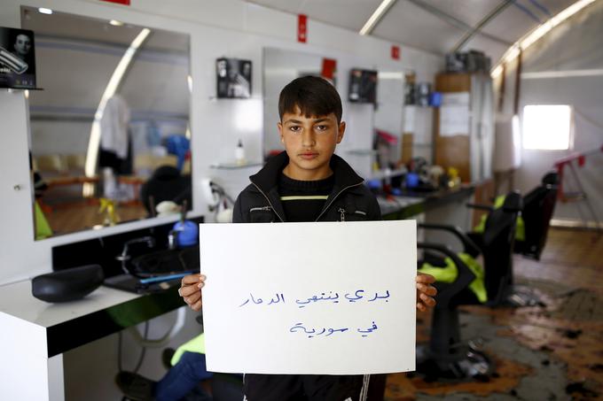 Med nezakonito zaposlenimi podplačanimi delavci, predvsem v tekstilni industriji, je tudi veliko sirskih otrok iz begunskih družin.  | Foto: 