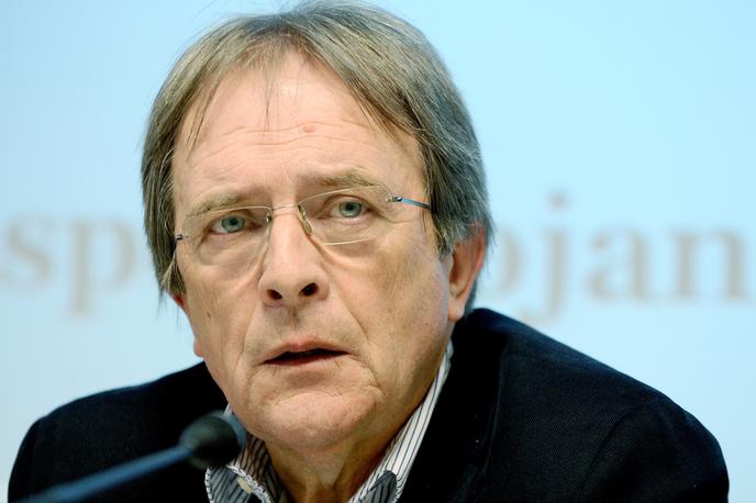 Miha Brejc | Brejc je sinoči gostoval tako na TV Slovenija kot POP TV, zanimivo pa je, da sta mu obe televiziji zastavili vprašanja v istem vrstnem redu. | Foto STA