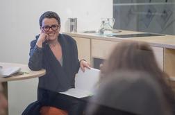 Umetniška praksa med arhitekturo in predlogi