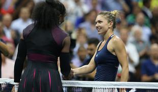 Serena Williams še korak bližje rekordu, mlada Slovenka v četrtfinalu