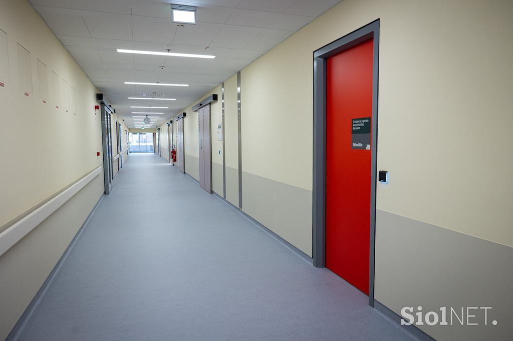 Univerzitetni klinični center UKC, zdravniki, zdravstvo