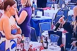 Po streljanju na gala večerji: gostja ukradla dve steklenici vina  #video