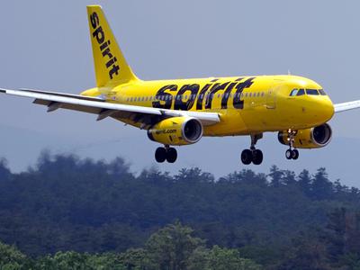 Spirit Airlines odpovedal vse lete in ustavil poslovanje