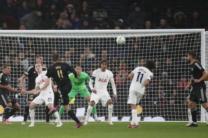 Tottenham : Mura, Žiga Kous | Trenutek, ki je krepko dvignil prepoznavnost 28-letnega Prekmurca v Evropi. Igrala se je 53. minuta, Žiga Kous pa je v Londonu spektakularno zatresel mrežo Tottenhama! | Foto Reuters