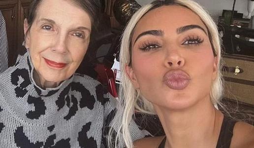 Umrla je "glava družine" Kardashian, Kim pa medtem objavlja fotografije z dopusta