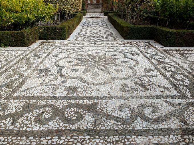 Mozaiki z prodnatimi kamenčki | Foto: Thinkstock