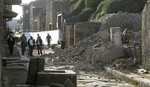 V Pompejih zabeležili novo poškodbo na antični dediščini