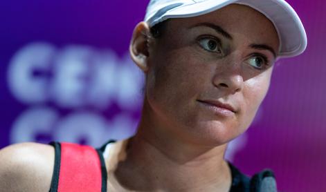 Vleče se ji že od prvega prebolelega covida