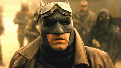 Ben Affleck ne bo več Batman, zdaj hočejo mlajšega igralca #video