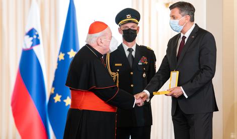 Predsednik Pahor z zlatim redom odlikoval Franca Rodeta #foto