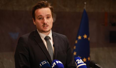 V Svobodi odgovornost za incident v Novem mestu pripisali policiji, tožilstvu in sodstvu #video