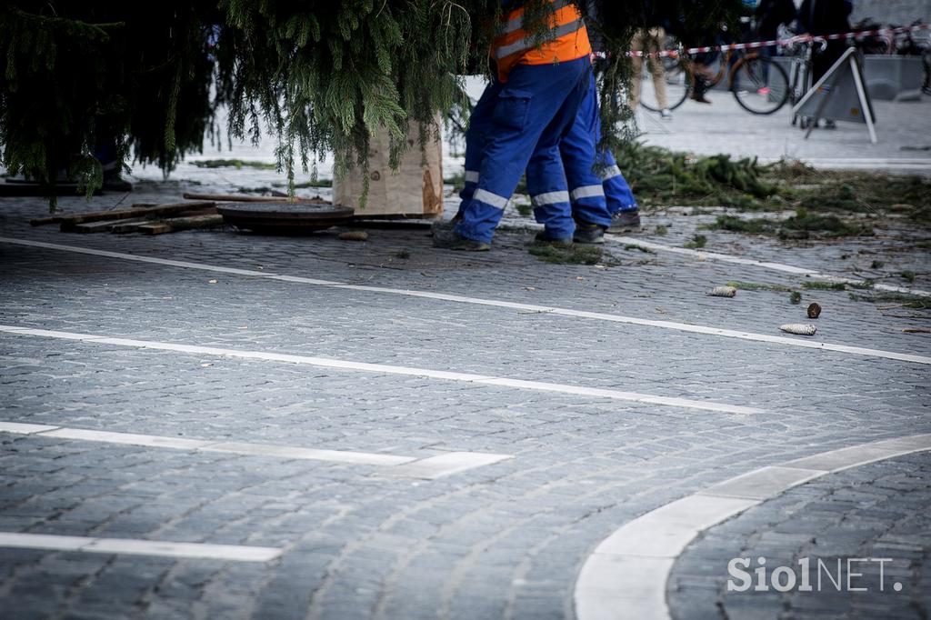 Novoletna smreka v Ljubljani Prešernov trg