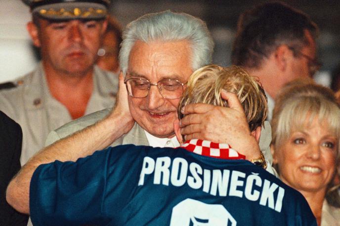 Croatia Partizan | Hrvaški predsednik dr. Franjo Tuđman je po eni najbolj veličastnih zmag zagrebškega kluba čestital Robertu Prosinečkemu za nepozabno predstavo. | Foto Reuters