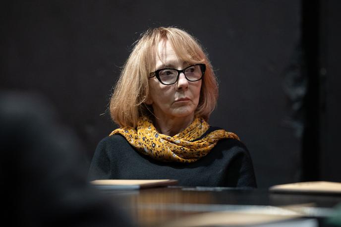 Silva Čušin, igralka | Za njeno filmsko igro so presodili, da je harmonično sožitje osebne prezence in igralske veščine, spretnosti in spontanosti. "V orbiti njene filmske igre je gotovo močna gravitacija, v to zahtevno privlačnost je dobrodošel vsak, vendar pod enim in edinim pogojem: da je iskren, odprt in da tvega vsaj toliko kot ona," navaja utemeljitev. | Foto Katja Kodba/STA