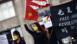 Kitajska policija okrepila represijo