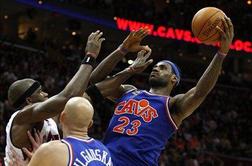 James popeljal Cleveland do nove zmage