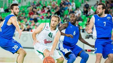 Edo Murić se lahko zahvali košarkarjem Olimpije