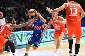 Koper Primorska rešuje slovensko čast, Olimpija in Krka sklonjenih glav