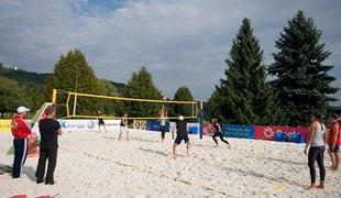 Odbojkarice z odliko začele celinski pokal v Zrečah