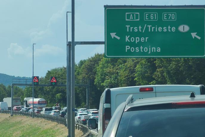 "Če se odpravljate proti Primorski, pozor!""
