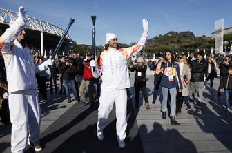 Štafeta z olimpijsko baklo krenila na pot iz Rima