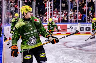 Olimpija pripeljala prekaljenega kanadskega branilca