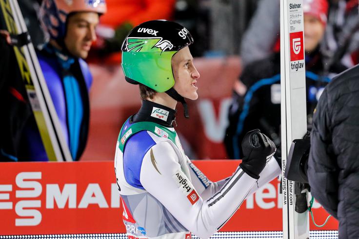 Peter Prevc je lastnik rekordov na dveh letalnicah. Na Vikersundu ga je za 1,5 metra preskočil Anders Fannemel. | Foto: Getty Images