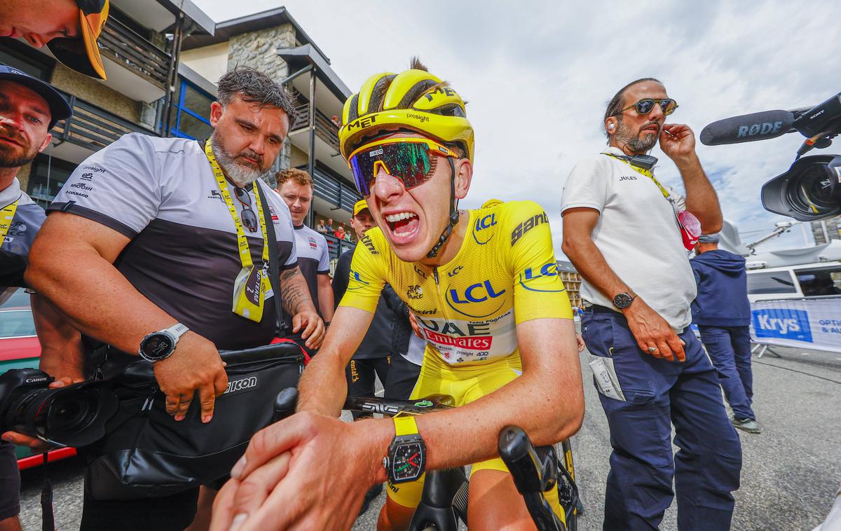 Tadej Pogačar |  Joseba Elguezabal (levo) je bil vse do leta 2025 ključna oseba v ekipi Tadeja Pogačarja. | Foto Guliverimage